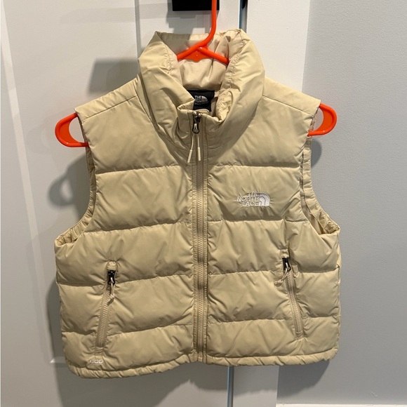 The North Face Jackets & Blazers - The North Face women’s Beige Puffer Vest